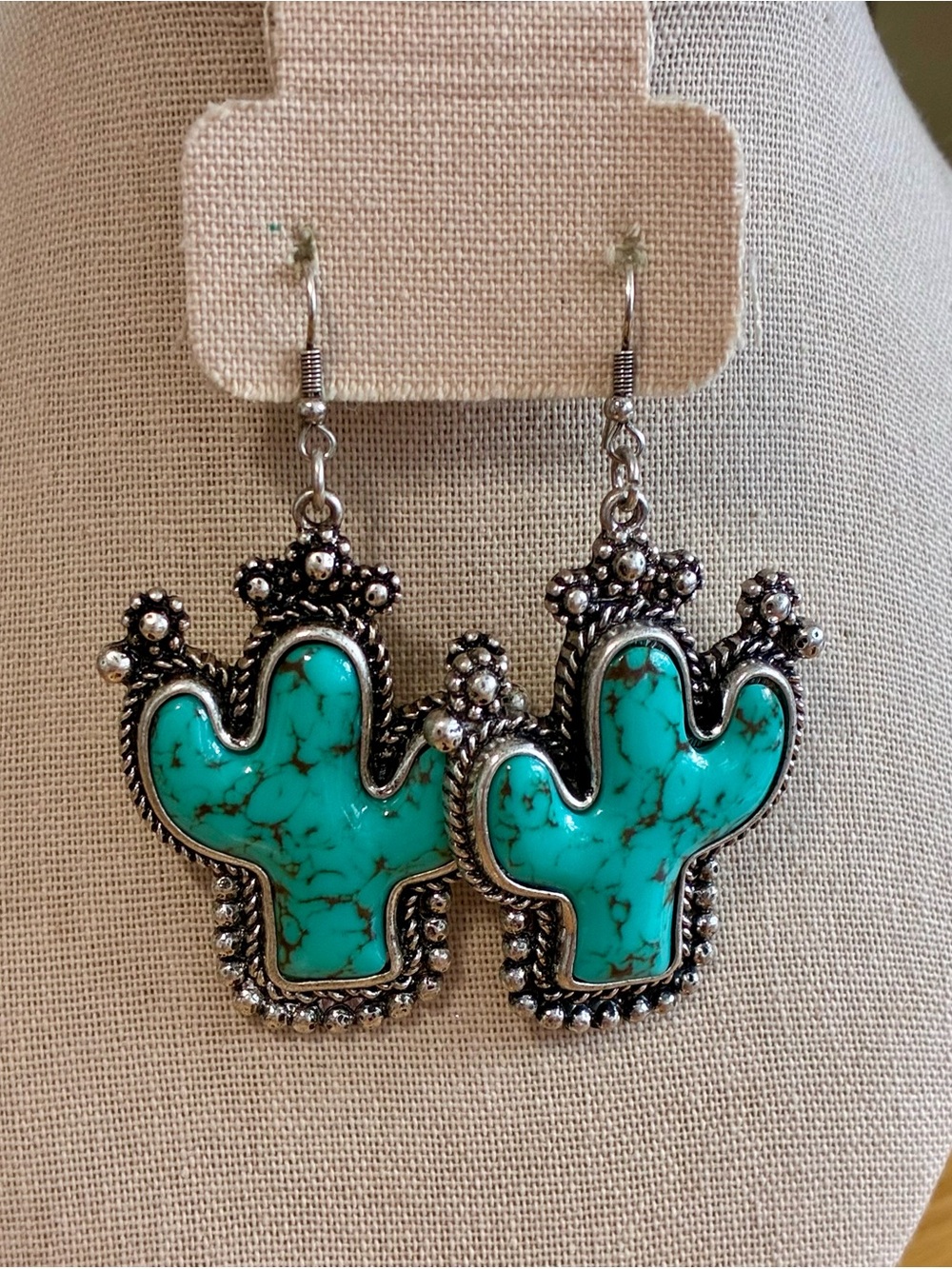 Style Boho/Western statement earrings.
